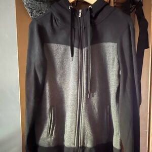 Tek Women’s Hooded Jacket Size XL